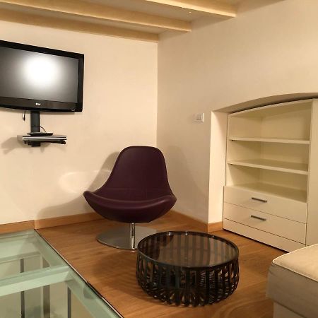 La Casina In Burlamacchi Milan Luaran gambar