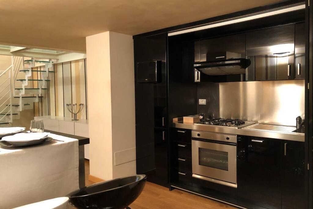 La Casina In Burlamacchi Milan Luaran gambar